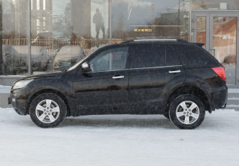 Подержанный автомобиль Lifan X60 2014 года (8 фото)