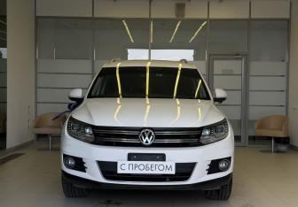 Подержанный автомобиль Volkswagen Tiguan 2013 года (2 фото)