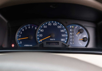 Подержанный автомобиль Toyota Corolla Sedan 2001 года (12 фото)