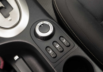 Подержанный автомобиль Nissan Qashqai 2011 года (16 фото)