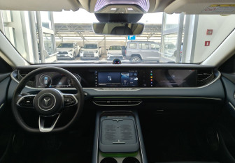 Подержанный автомобиль Voyah Free 2023 года (8 фото)