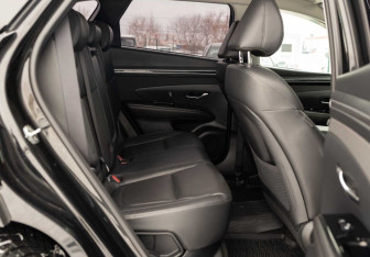 Подержанный автомобиль Hyundai Tucson 2022 года (19 фото)