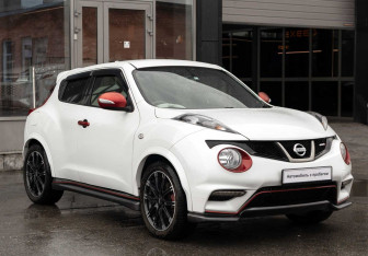 Подержанный автомобиль Nissan Juke Nismo 2014 года (3 фото)