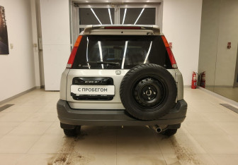 Подержанный автомобиль Honda CR-V 1997 года (6 фото)