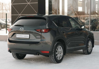Подержанный автомобиль Mazda CX-5 2021 года (5 фото)