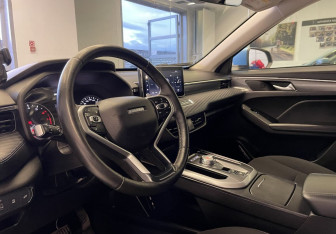 Подержанный автомобиль Haval Jolion 2021 года (7 фото)