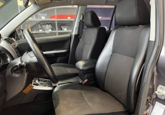 Подержанный автомобиль Suzuki Grand Vitara 2008 года (13 фото)