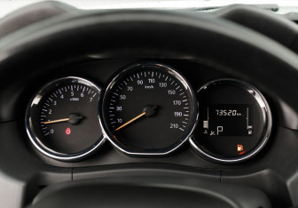 Подержанный автомобиль Renault Duster 2020 года (13 фото)