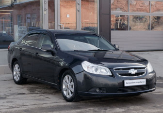 Подержанный автомобиль Chevrolet Epica 2010 года (3 фото)