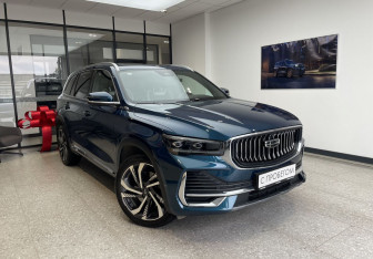 Подержанный автомобиль Geely Monjaro 2023 года (3 фото)