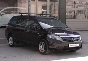 Подержанный автомобиль Honda Airwave 2007 года (3 фото)