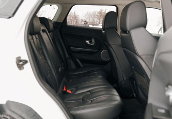 Подержанный автомобиль Land Rover Range Rover Evoque 2012 года (18 фото)