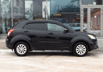 Подержанный автомобиль SsangYong Actyon 2014 года (4 фото)