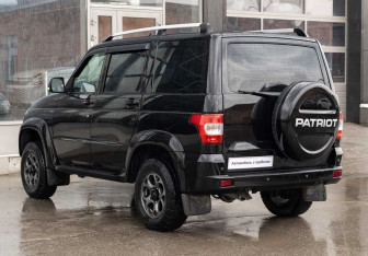 Подержанный автомобиль УАЗ Patriot 2021 года (7 фото)