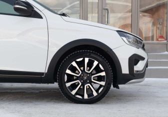 Подержанный автомобиль LADA (ВАЗ) Vesta Wagon 2024 года (9 фото)