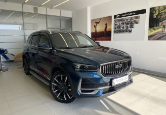 Подержанный автомобиль Geely Monjaro 2023 года (3 фото)