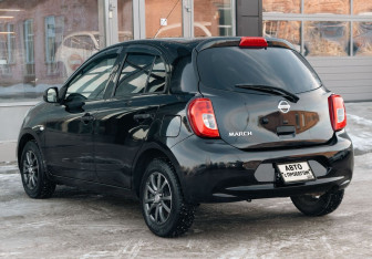 Подержанный автомобиль Nissan March Hatchback 2018 года (7 фото)