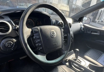 Подержанный автомобиль SsangYong Actyon 2010 года (5 фото)