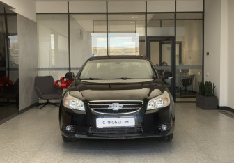 Подержанный автомобиль Chevrolet Epica 2011 года (2 фото)