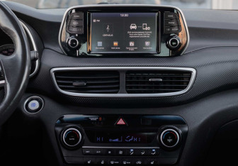 Подержанный автомобиль Hyundai Tucson 2019 года (14 фото)
