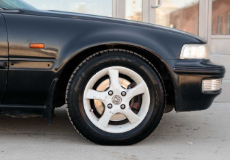 Подержанный автомобиль Honda Inspire 1992 года (9 фото)