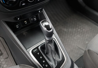 Подержанный автомобиль Hyundai Solaris Sedan 2020 года (15 фото)