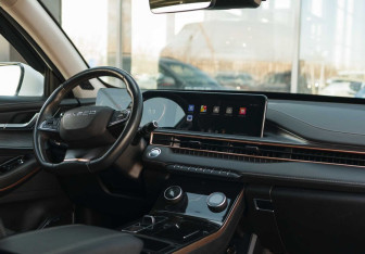 Подержанный автомобиль Exeed LX 2022 года (10 фото)