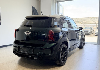 Подержанный автомобиль MINI Countryman 2012 года (5 фото)