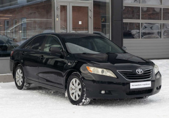 Подержанный автомобиль Toyota Camry Sedan 2007 года (3 фото)