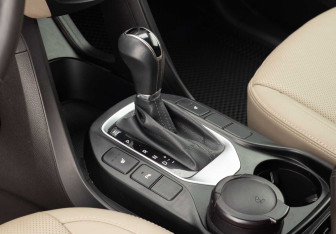 Подержанный автомобиль Hyundai Santa Fe 2016 года (15 фото)