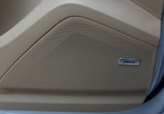 Подержанный автомобиль Porsche Cayenne 2019 года (15 фото)