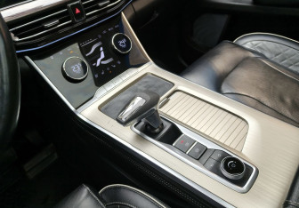 Подержанный автомобиль Exeed VX 2022 года (10 фото)