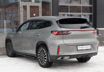 Подержанный автомобиль Exeed TXL 2023 года (7 фото)