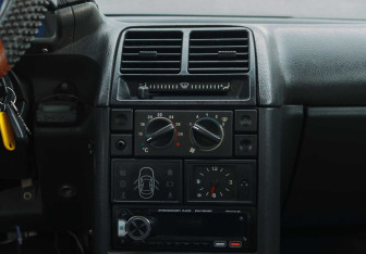 Подержанный автомобиль LADA (ВАЗ) 2111 2003 года (13 фото)