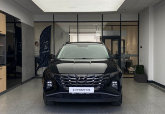Подержанный автомобиль Hyundai Tucson 2022 года (3 фото)