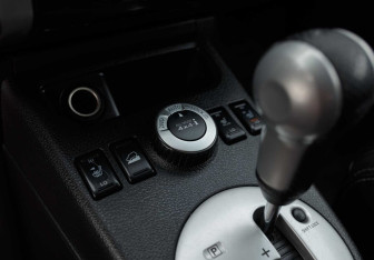 Подержанный автомобиль Nissan X-Trail 2012 года (15 фото)