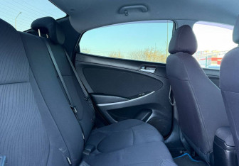 Подержанный автомобиль Hyundai Solaris Sedan 2014 года (20 фото)