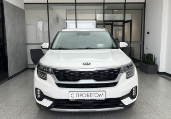 Подержанный автомобиль Kia Seltos 2020 года (2 фото)