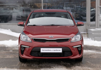 Подержанный автомобиль Kia Rio Sedan 2019 года (2 фото)