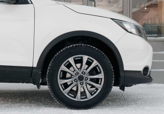 Подержанный автомобиль Nissan Qashqai 2018 года (9 фото)