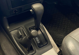 Подержанный автомобиль Mitsubishi Montero Sport 2001 года (9 фото)