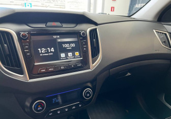 Подержанный автомобиль Hyundai Creta 2021 года (13 фото)