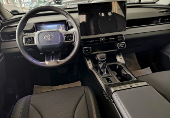Новый Toyota RAV4 2026 (16 фото)