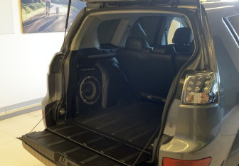 Подержанный автомобиль Mitsubishi Outlander 2008 года (7 фото)