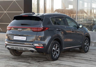 Подержанный автомобиль Kia Sportage 2019 года (5 фото)