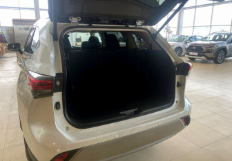 Новый Toyota Highlander 2024 (5 фото)