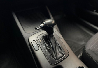 Подержанный автомобиль Kia Cerato Sedan 2013 года (15 фото)