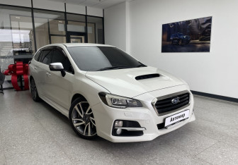 Подержанный автомобиль Subaru Levorg 2014 года (3 фото)