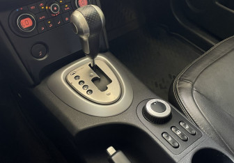 Подержанный автомобиль Nissan Qashqai 2007 года (13 фото)