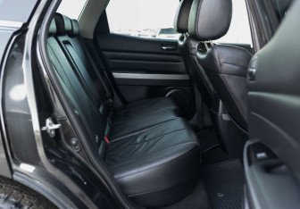 Подержанный автомобиль Mazda CX-7 2011 года (21 фото)